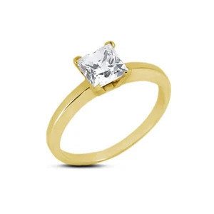 Anello di fidanzamento solitario oro giallo diamante naturale principessa 1,47 ct F/VS1 - Foto 1 di 6