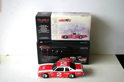 Pontiac Ventura Coke Bank 1980 fundido a presión Dale Earnhardt #2 1:24 Foto 1 de 4