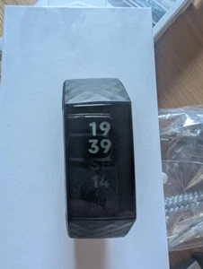 Fitbit Charge 3 Fitness Watch - Black Classic Band - Barely Used - Picture 1 of 3