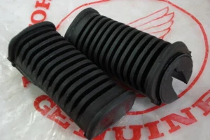 HONDA C95 C92 CA92 CA95 CS92 CS95 CA160 RUBBER FOOT PEGS // A Pair - Picture 1 of 1
