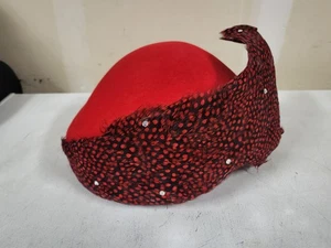 Vintage Jack McConnell Women’s Red Feathered Hat - Picture 1 of 6