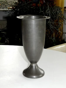 Vase Zinn AAW ....Corporation - Picture 1 of 4