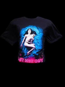 Let Her Out T-Shirt - Bild 1 von 1