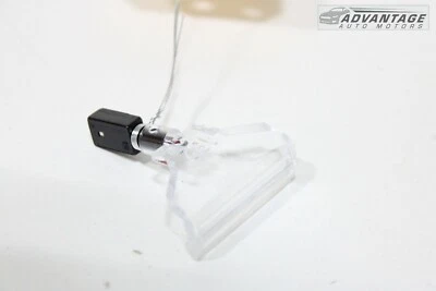 AUDI Q5 2013-2017 MANIJA DE PUERTA LATERAL IZQUIERDA O DERECHA ILUMINACIÓN LÁMPARA OEM Foto 1 de 4