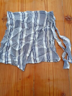 Womens Forever 21 contemporary white blue stripe skirt sz m - Image 1 of 4