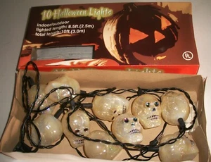 Vintage String 10 Halloween Skeleton Skull Lights - Picture 1 of 4