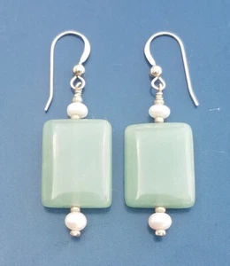 Vintage 14k Yellow Gold Filled Earrings with Green Stone. Marked 14k GF - Picture 1 of 4