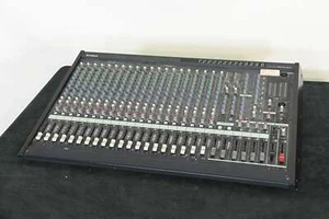 Yamaha MG24/14FX 24-Input 14-Bus Mixing Console with Effects CG01LR9 - Picture 1 of 18