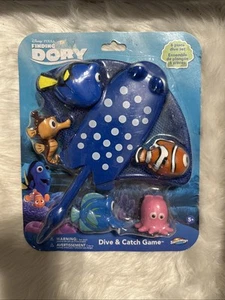 SwimWays Finding Dory Mr. Ray's Dive & Catch Game, 6pc Set - Picture 1 of 2