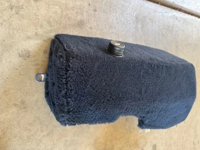 Porsche 928 carpet floor pieces - Image 1 of 4