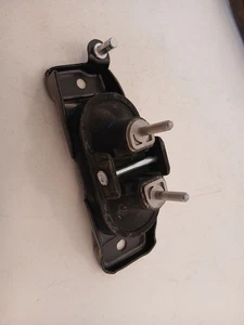 Engine Mount Passenger RH Grand Caravan T&C Routan 4.0 - Bild 1 von 4