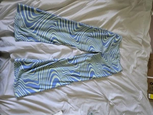 Athleta Girl Blue & Green Swirl Chit Chat Kick Flare Capri Size XL - Picture 1 of 5