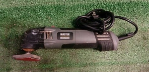 Herramienta oscilante eléctrica con cable Master Mechanic modelo 129315 - probada - Imagen 1 de 8