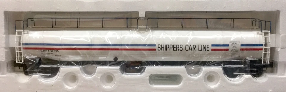 Atlas O 3 Rail ACF 33 000 Gallon Tank Car Undecorated