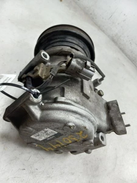 COMPRESOR TOYOTA CAMRY LE 97-01 2,2 L 4 CILINDROS AC  Foto 1 de 4