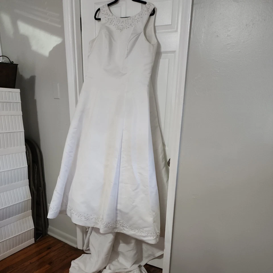 BEAUTIFUL! Christina Wu Bridal Collection 5914 Wedding Dress Size 22 - Image 1 of 4