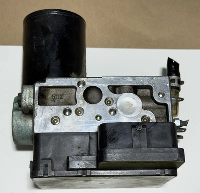 Módulo de bomba de freno antibloqueo híbrido ABS Toyota Camry 2007-2011 44510-30270 Foto 1 de 4