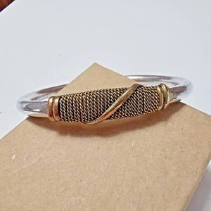 Afrikanisches - Silber & Goldfarbene Metalle Twist Armband - Handarbeit Kenia - Neu - Bild 1 von 3