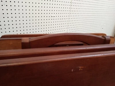 Juego de 4 mesas plegables clásicas de madera maciza resistente 'TV' de colección con soporte, vacaciones Foto 1 de 4