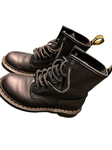 Dr. Martens 1460 8-Loch Damenstiefel, schwarz Nappaleder – 5 US/UK 3 - Bild 1 von 16