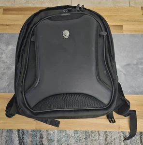 Alienware Orion Scanfast Checkpoint Friendly Laptop Rucksack - Bild 1 von 5