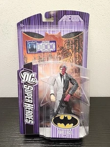 TWO-FACE HARVEY DENT BATMAN DC SUPER HEROES FIGURE MATTEL 2007 Sealed - Picture 1 of 3
