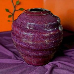 Hand-Thrown Studio Pottery Vase – Signed, 4.5" Tall, Vibrant Red & Purple Glaze - Picture 1 of 11