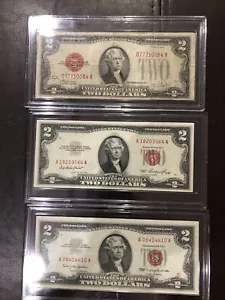 1928 1953 1963 Red Seals 2 dollar Bills In Plastic Holders - Picture 1 of 10