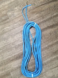 Cable azul plano 3 cables impermeable, 3x GA14 (2,5 mm2), 33' de largo - Imagen 1 de 3
