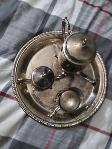 Set da tè vintage placcato argento vassoio, pentola, zucchero con coperchio, crema. - Foto 1 di 7