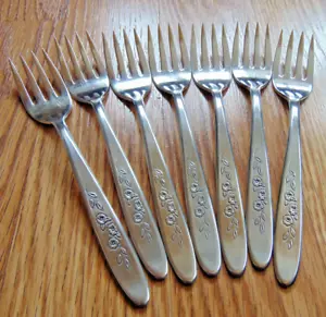 7 Sears Imperial ESCORIAL Luxury Inox Lucido 6 1/8" Forchette per Insalata Floreale - Foto 1 di 4