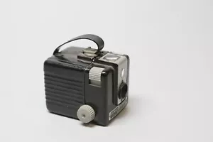 Eastman Kodak Brownie Hawkeye - Picture 1 of 4