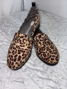 Dr. Scholl's Be energized Leopard print loafers flats size 8.5 - Picture 1 of 4