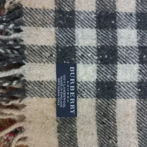 🧣 Bufanda Burberry original - Nova Check - 100% lana de cordero - Imagen 1 de 5