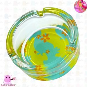 Bandeja de cenizas de vidrio con flores Groovy años 60 personalizada linda idea de regalo divertida - 8,2 cm - Imagen 1 de 18