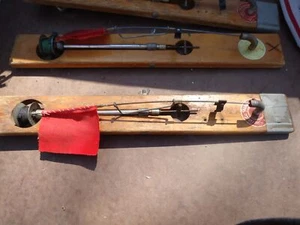 Vintage The Artic Fisherman Tip Up, Beaver Dam Wisconsin 13 - Picture 1 of 4