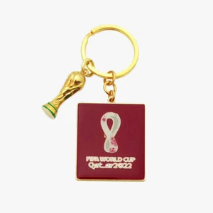NEW 2022 FIFA WORLD CUP QATAR 3D Trophy Keychain With Official Emblem - Licensed - Picture 1 of 3