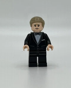 NEW GENUINE LEGO James Bond Suit Tuxedo Spy Minifigure 76911 City Mini Figure - Picture 1 of 4