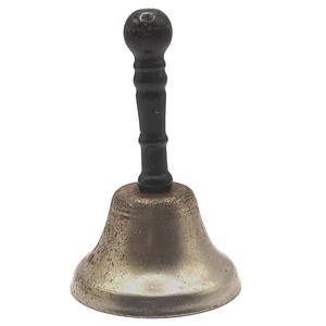 Campana vintage in ottone invecchiato negozio tornita MANDRINO LEGNO manico marrone usurata - Foto 1 di 18