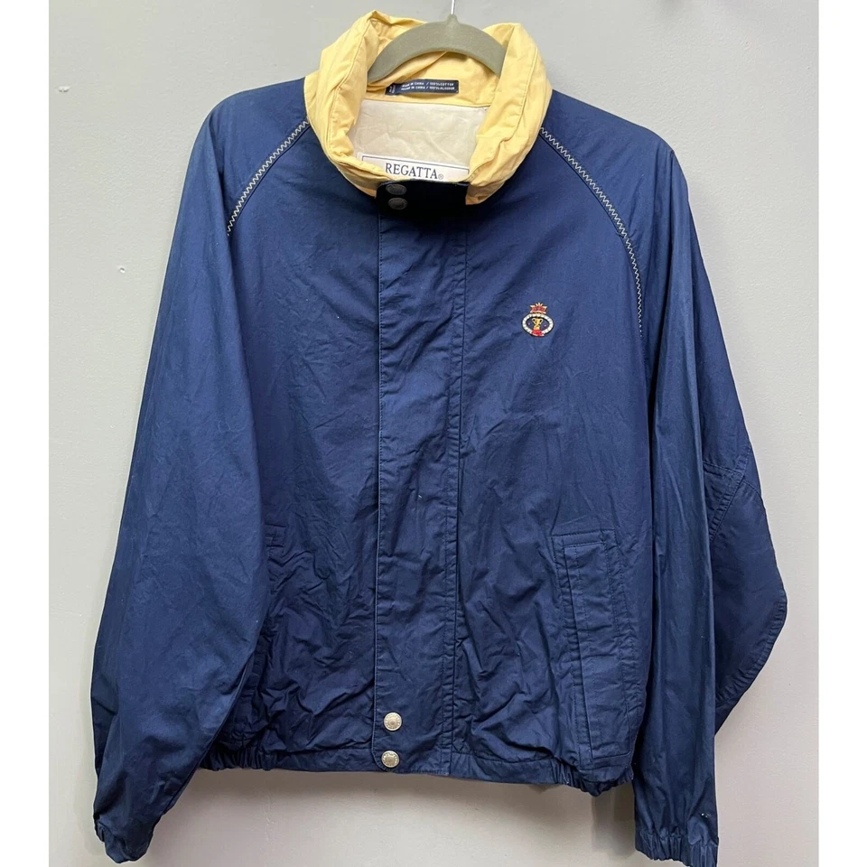 Chaqueta Bomber Deportiva Regatta Para Hombre Mediana Retro Cremallera Completa Azul Marino Bordada Ventilada Foto 1 de 4