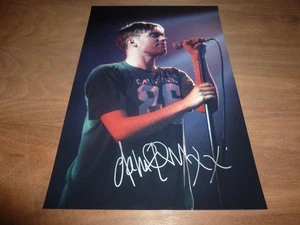 DAMON ALBARN signed 12X8 photo BLUR + COA - Picture 1 of 2