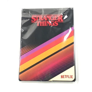 PAQUETE DE 10 PÓSTER COLLAGE DE NETFLIX STRANGER THINGS tarjeta postal 6х4"" regalo NETFLIX - Imagen 1 de 11