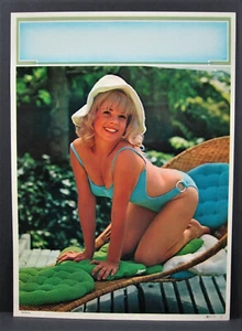Traje de baño vintage azul para niña calendario estampado artístico titulado ""Rubia"" stock antiguo - Imagen 1 de 1