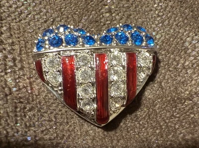 SWAROVSKI Swan Signed CRYSTAL & ENAMEL American FLAG “BRAVE HEART” PIN Vintage - Image 1 of 4