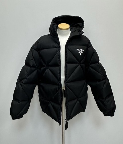 Piumino Prada oversize in gabardina di nylon re 40 130131950