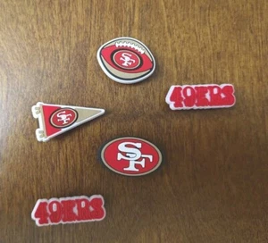 NFL San Francisco 49ers 5 pcs Team Shoe & Accessories Charms Adult Teens New - Picture 1 of 3