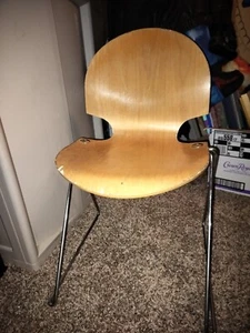 Fritz Hansen Mid Century Chair molded seat, marked, supported 29H 18W 18W - Picture 1 of 21