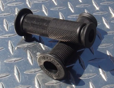 Driven SBK Grips GSXR CBR R1 R6 R3 MT09 675 ZX6 ZX10 ZX14 848 1199 S1000RR RSV4 - Image 1 of 4