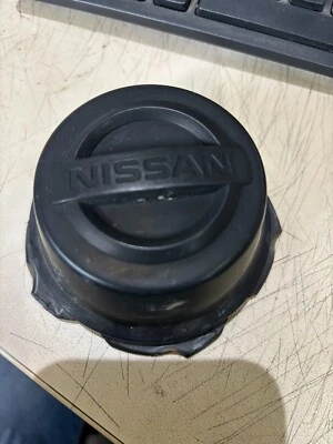 (1) Tapa central Nissan negra de fábrica OEM para una furgoneta NV200 2013-2020 NV3 Foto 1 de 3