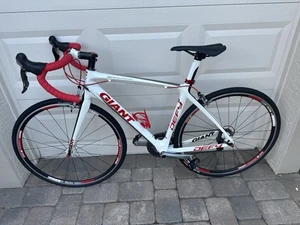 Giant Defy Advance Carbon Road Bike Medium Frame Ultegra Group Set - Picture 1 of 12
